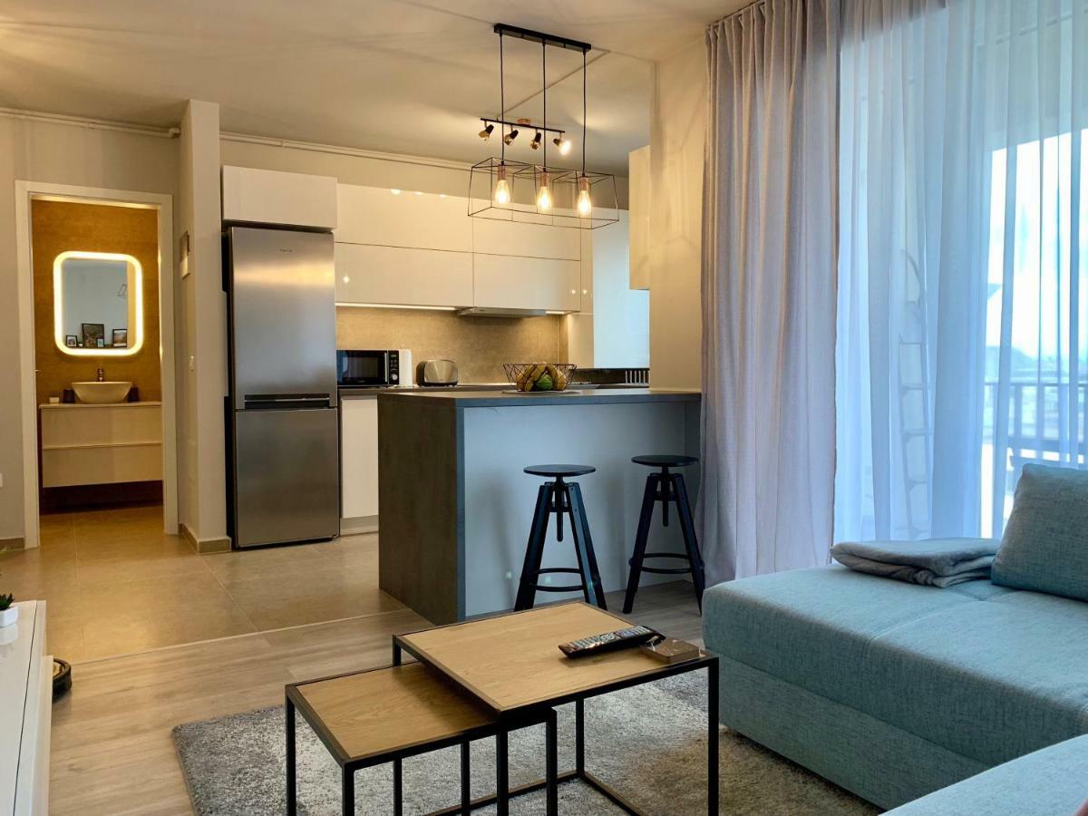 Modern Studio Coresi Appartement Braşov Buitenkant foto