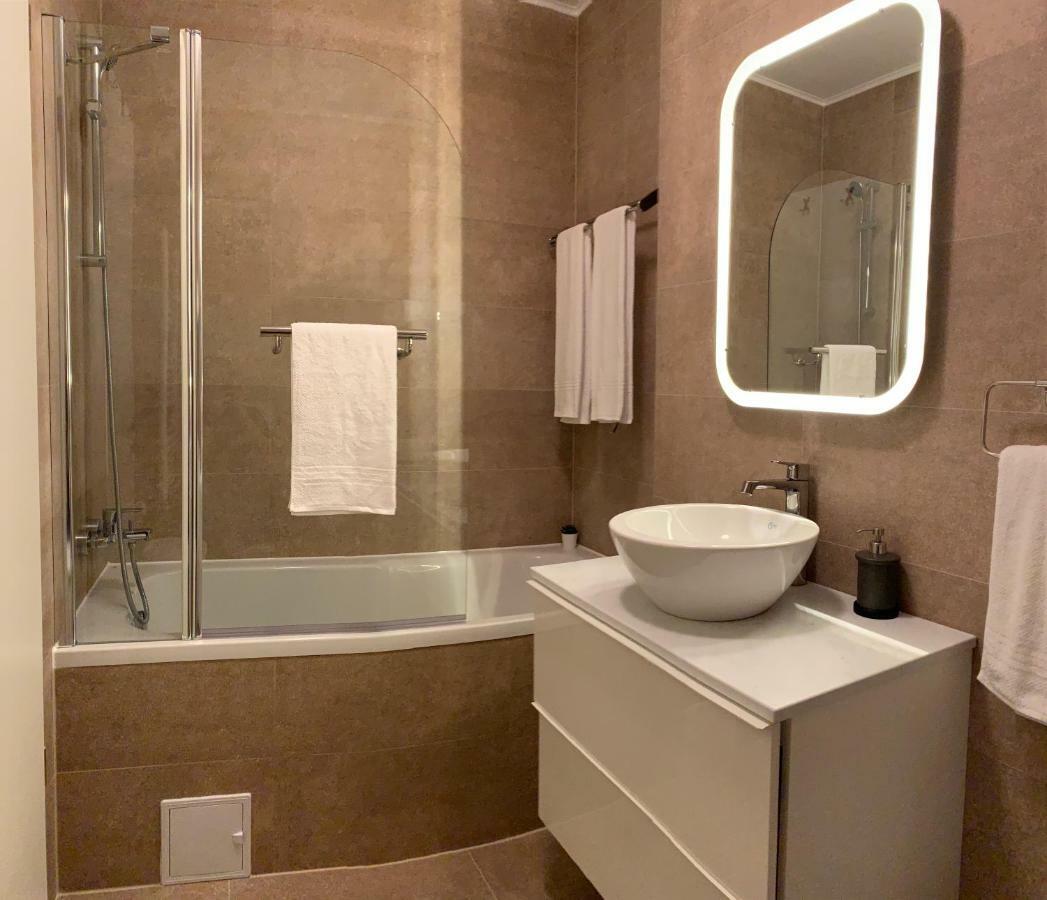 Modern Studio Coresi Appartement Braşov Buitenkant foto